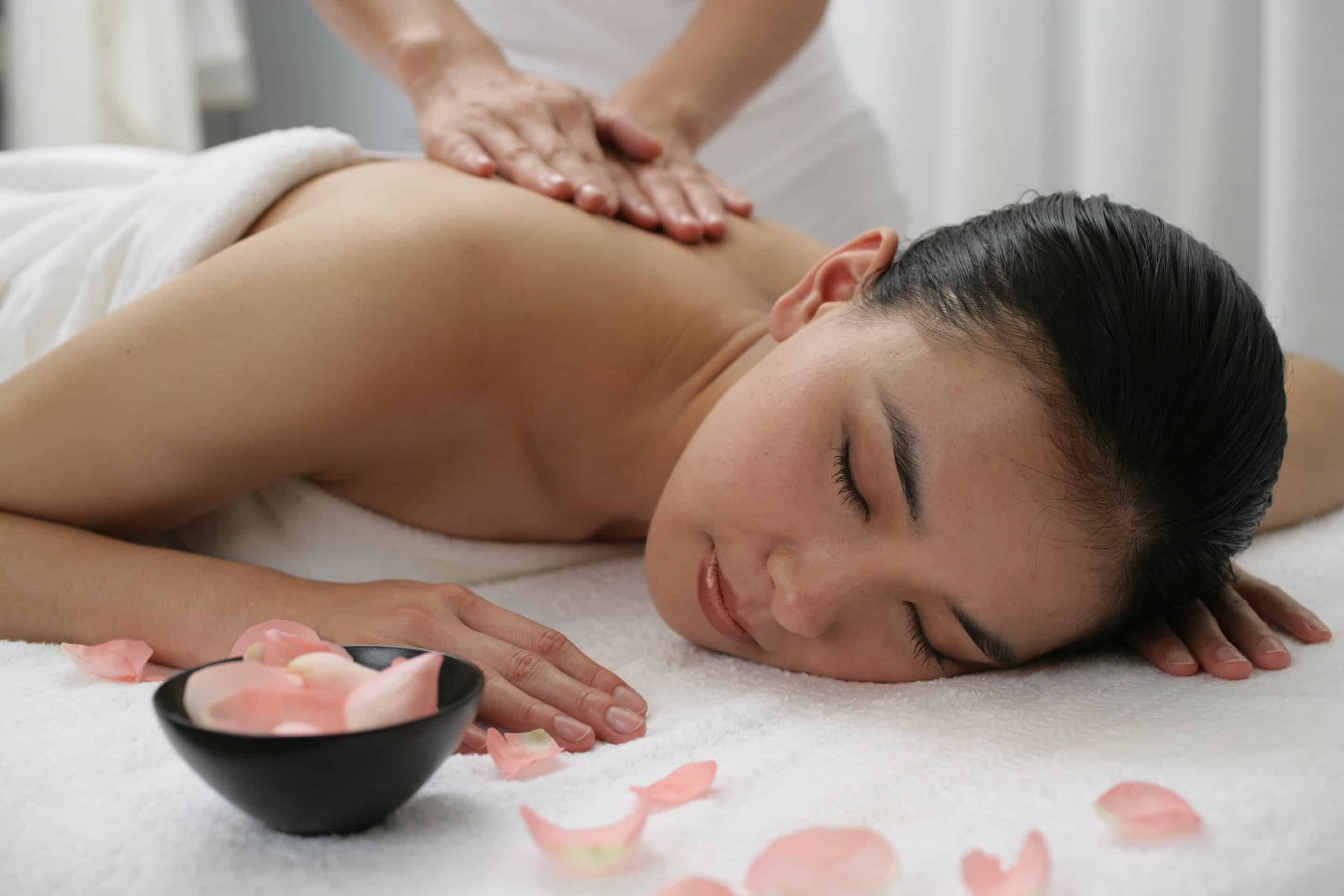 疏通經絡多久一次？喚醒內在能量，恢復身體平衡！ – YOGILINI 瑜珈SPA會館